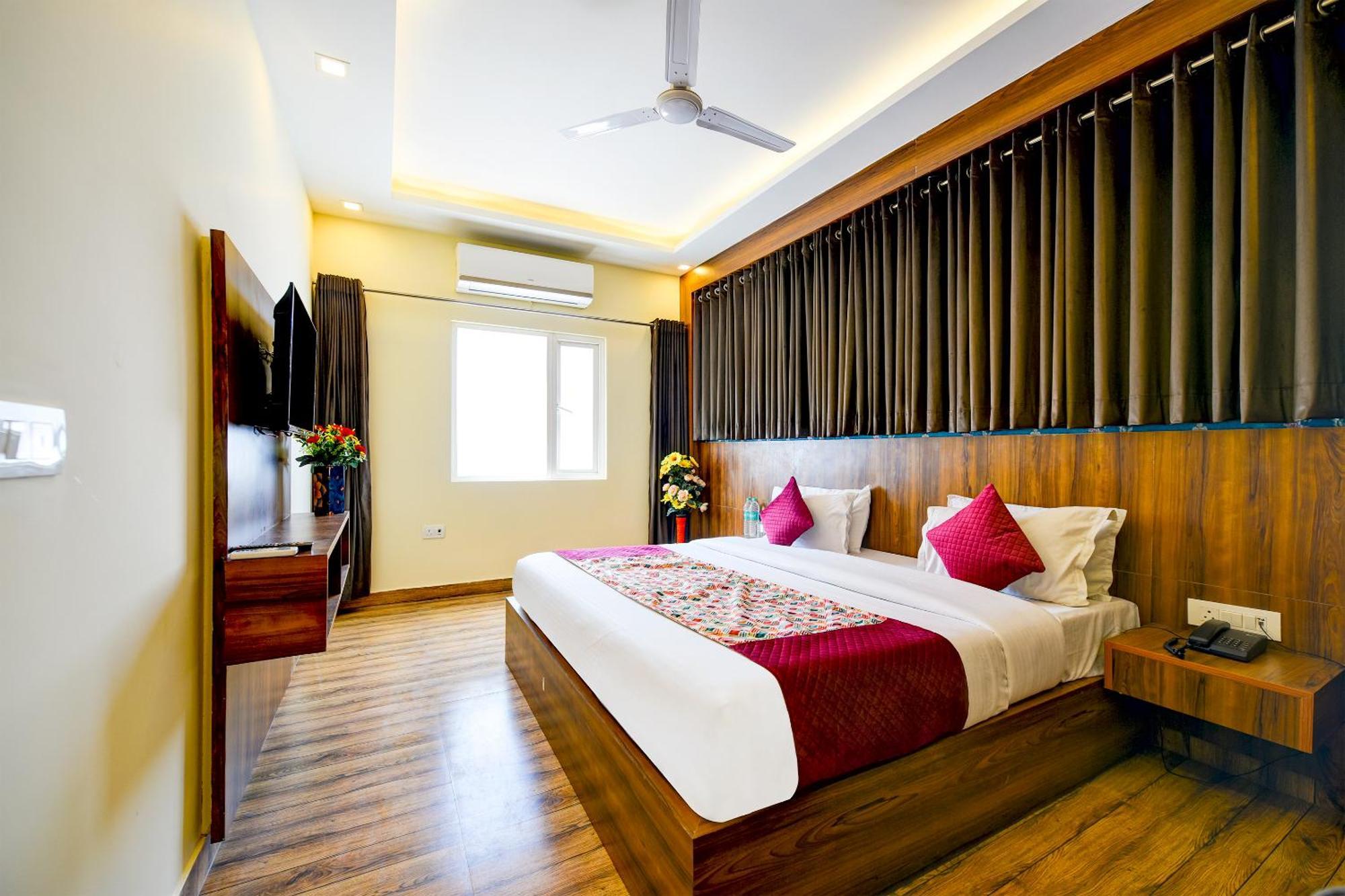 Rosewood Suites A Family Hotel Near Delhi Airport Yeni Delhi Dış mekan fotoğraf