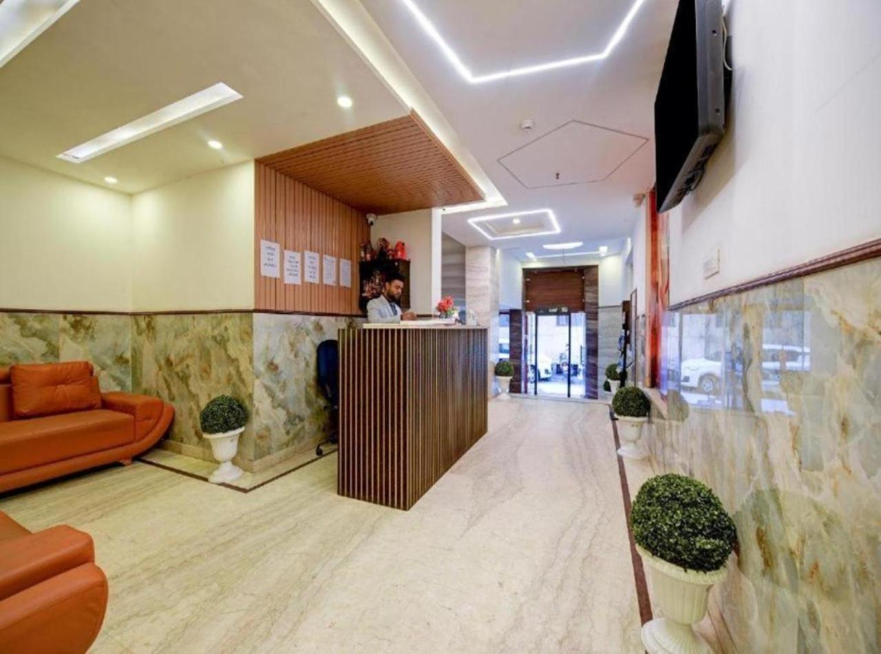 Rosewood Suites A Family Hotel Near Delhi Airport Yeni Delhi Dış mekan fotoğraf