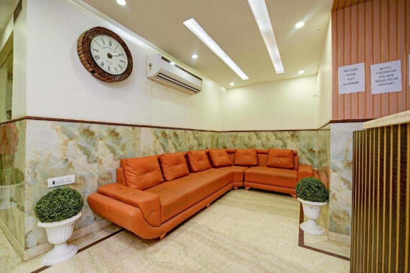 Rosewood Suites A Family Hotel Near Delhi Airport Yeni Delhi Dış mekan fotoğraf