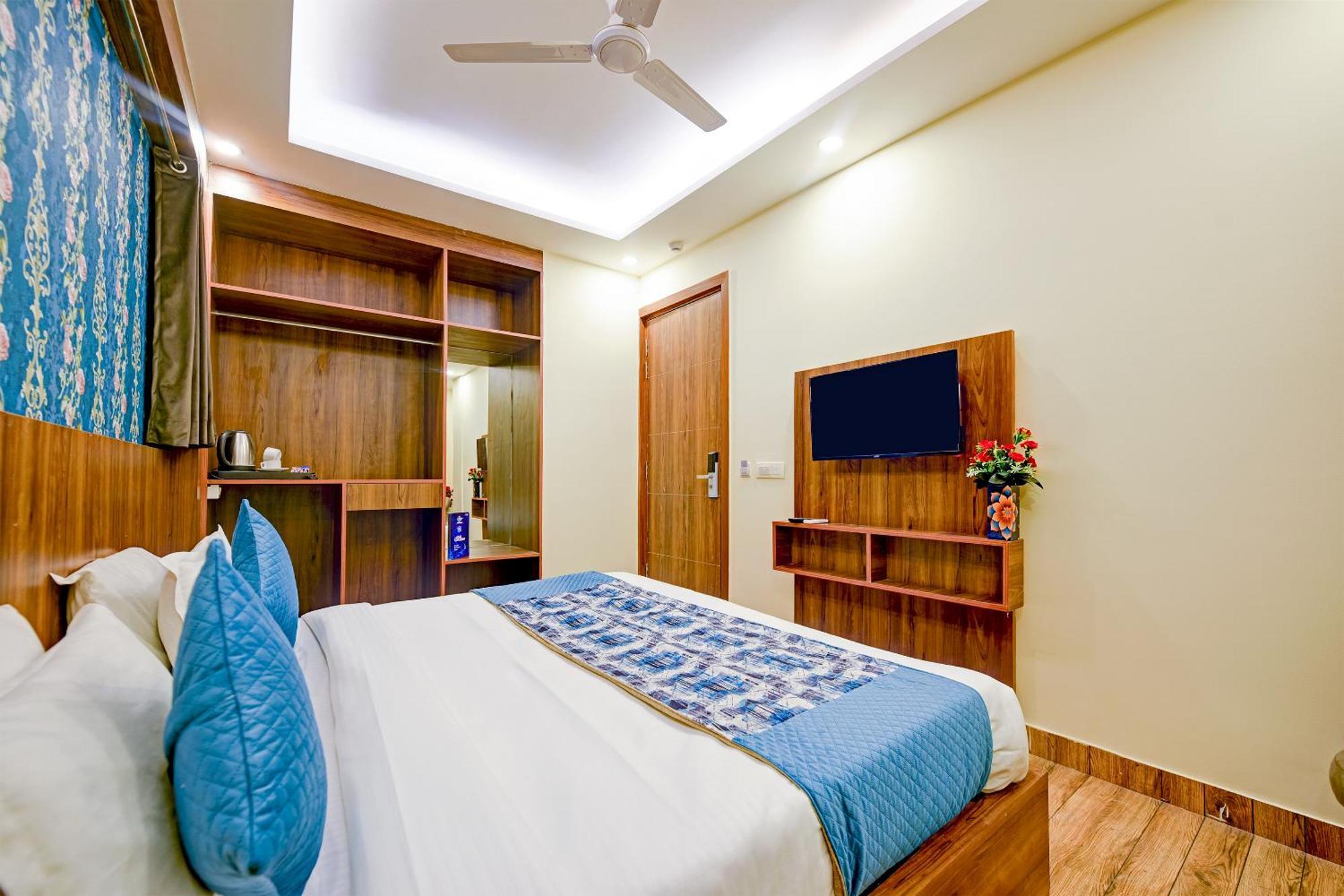 Rosewood Suites A Family Hotel Near Delhi Airport Yeni Delhi Dış mekan fotoğraf